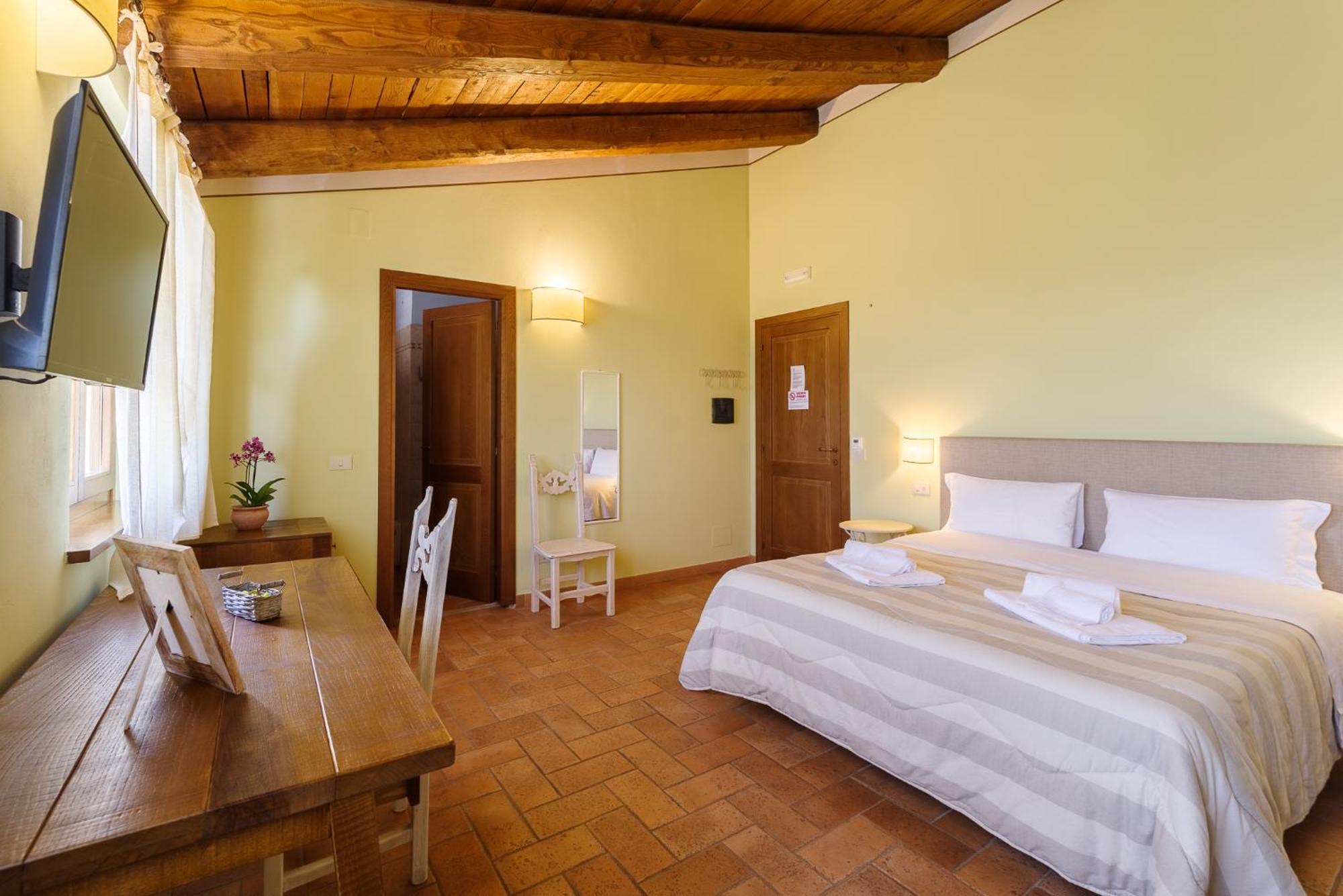 Agriturismo Le Vigne Foligno Extérieur photo