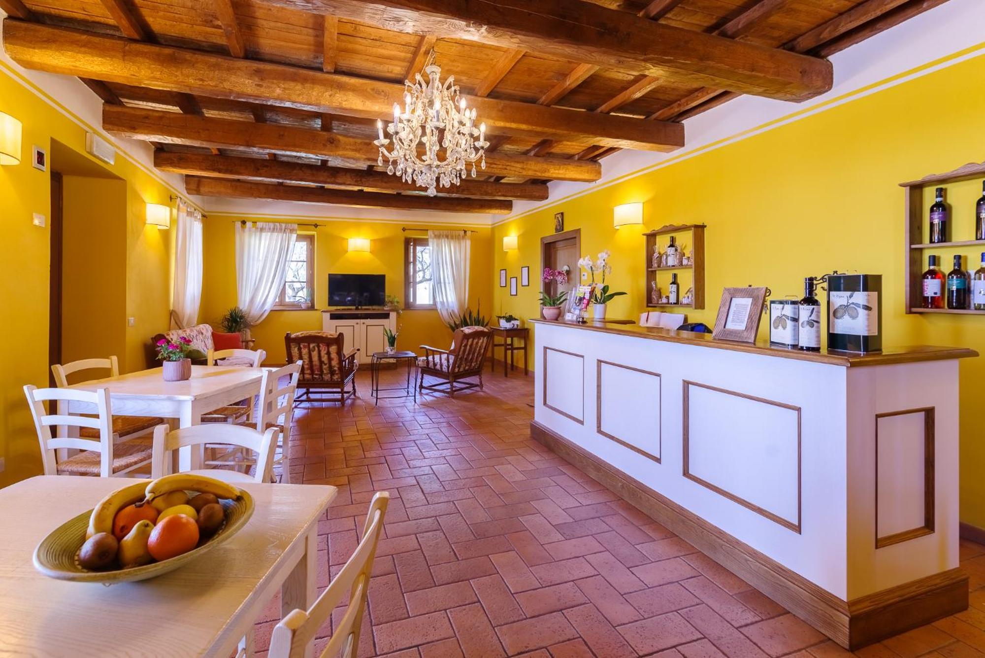 Agriturismo Le Vigne Foligno Extérieur photo